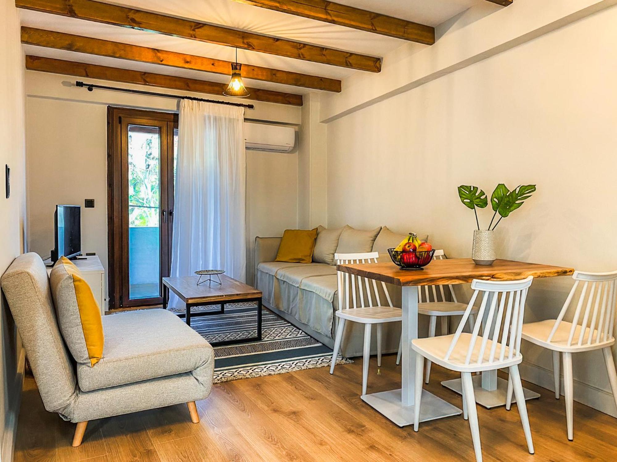 Apellou Apartments Samos Town Esterno foto
